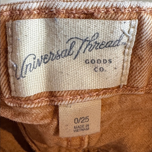 Universal Thread Tan High Rise Jean Shorts - Picture 3 of 8